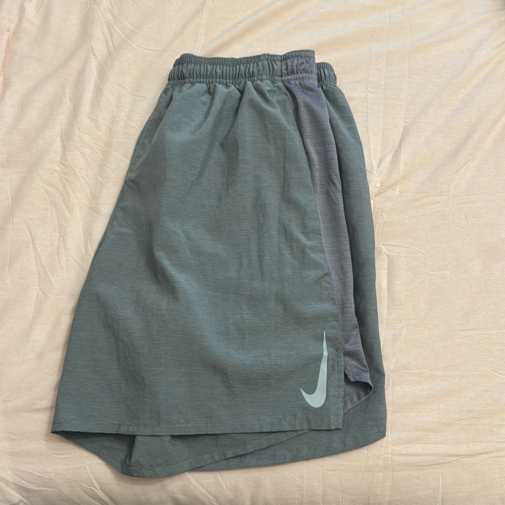 Men’s Nike swim trunks